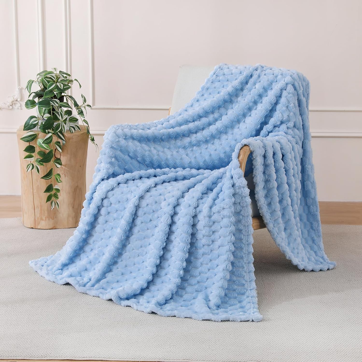 Sky Blue Jacquard Fleece Throw
