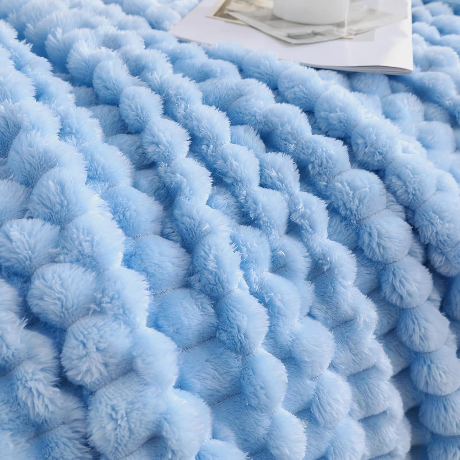 Sky Blue Jacquard Fleece Throw, gallery image 5